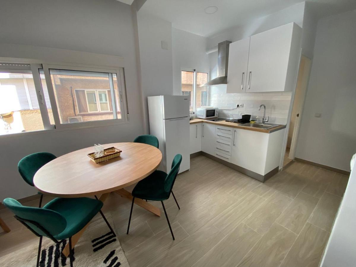 City Center And Beach Renovated Apartment Fuengirola Esterno foto